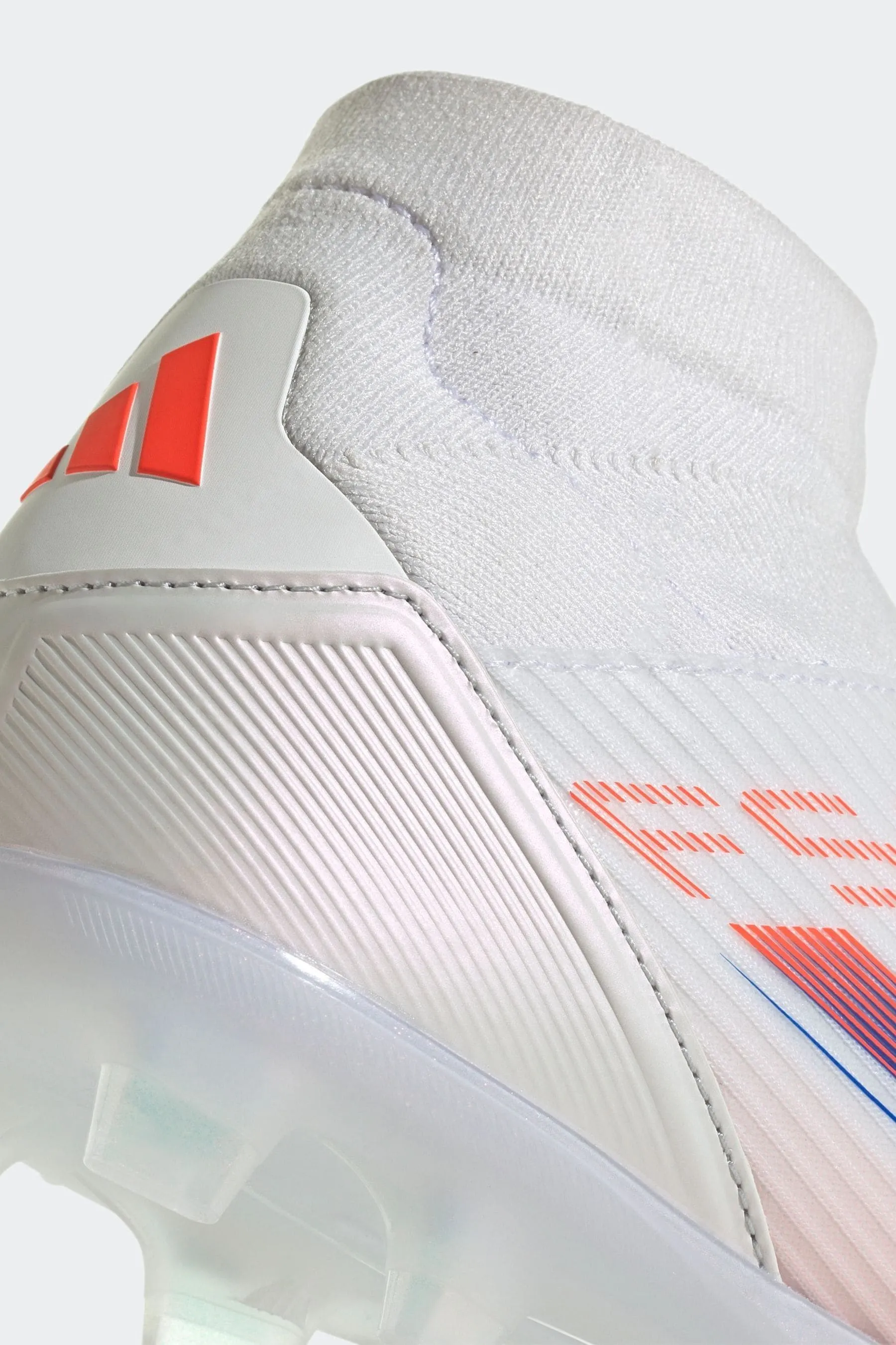 adidas F50 League - Stivali da calcio rigido di media altezza per diversi tipi di calcio