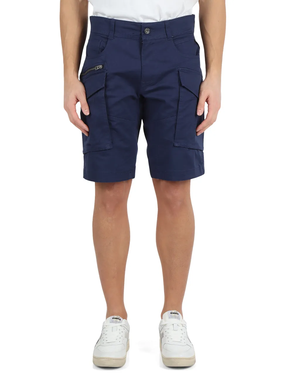 Bermuda in cotone stretch con tasche cargo