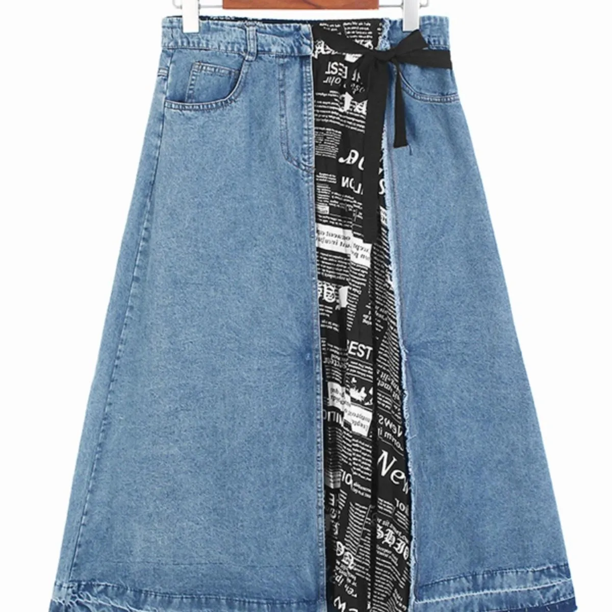 Gonna di jeans a vita alta con lacci patchwork a pieghe Qing Mo 2023 Primavera Autunno Nuovo gonna ampia sottile con orlo aperto