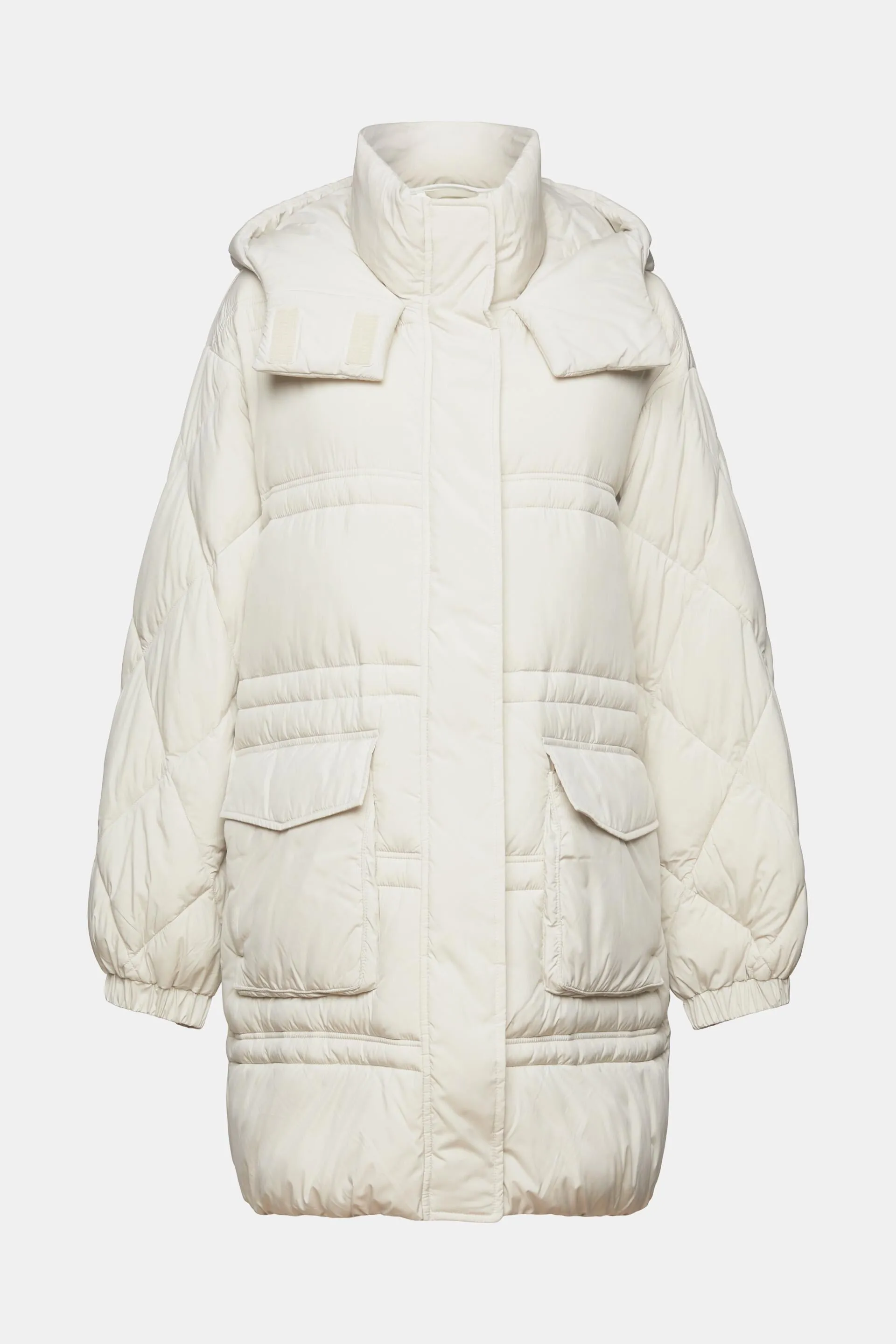 In materiale riciclato: cappotto trapuntato con cappuccio