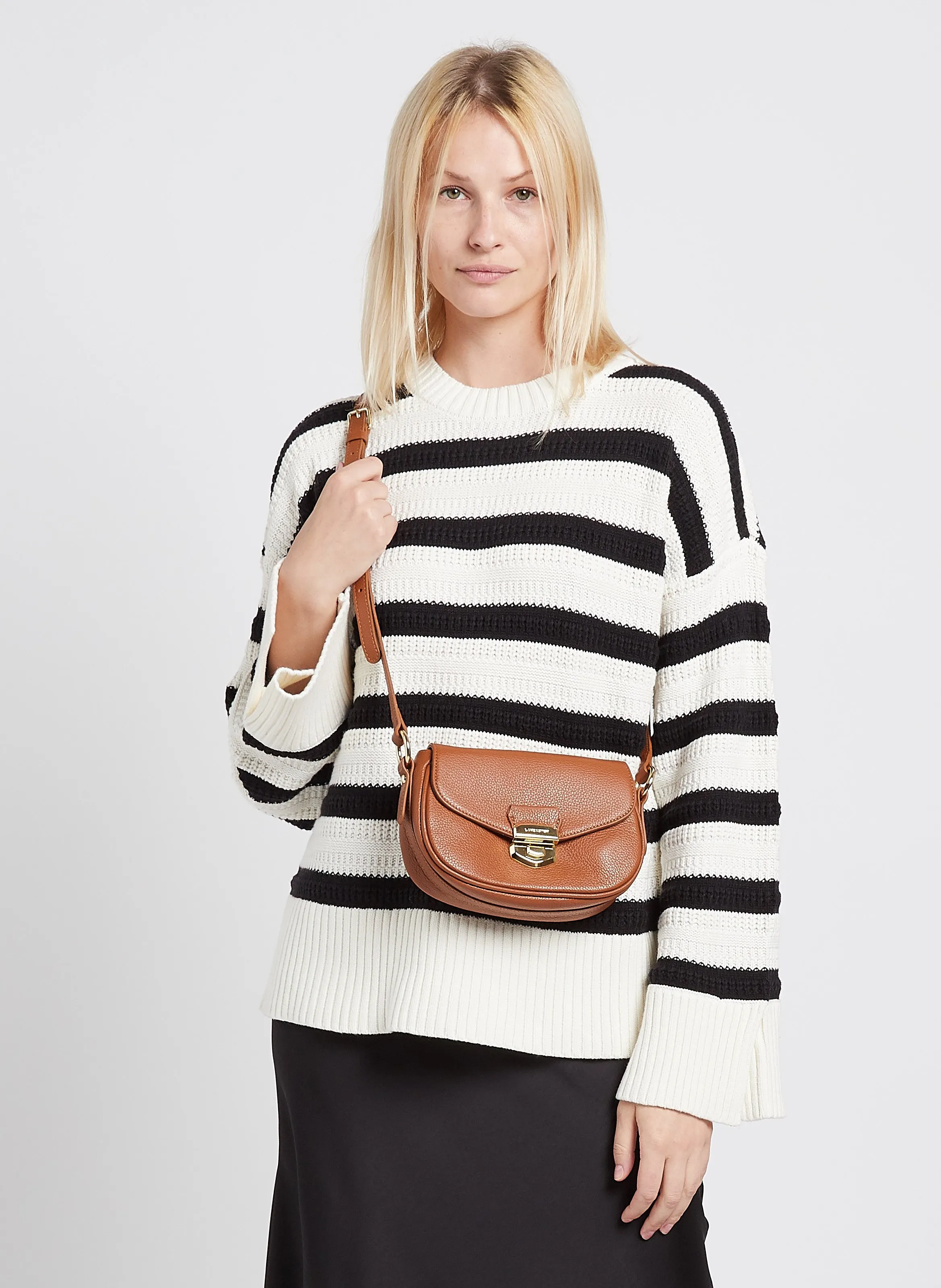  LANCASTER PARIS   MILANO SOPHIA - Borsa a tracolla in pelle con patella e fermaglio | Marrone