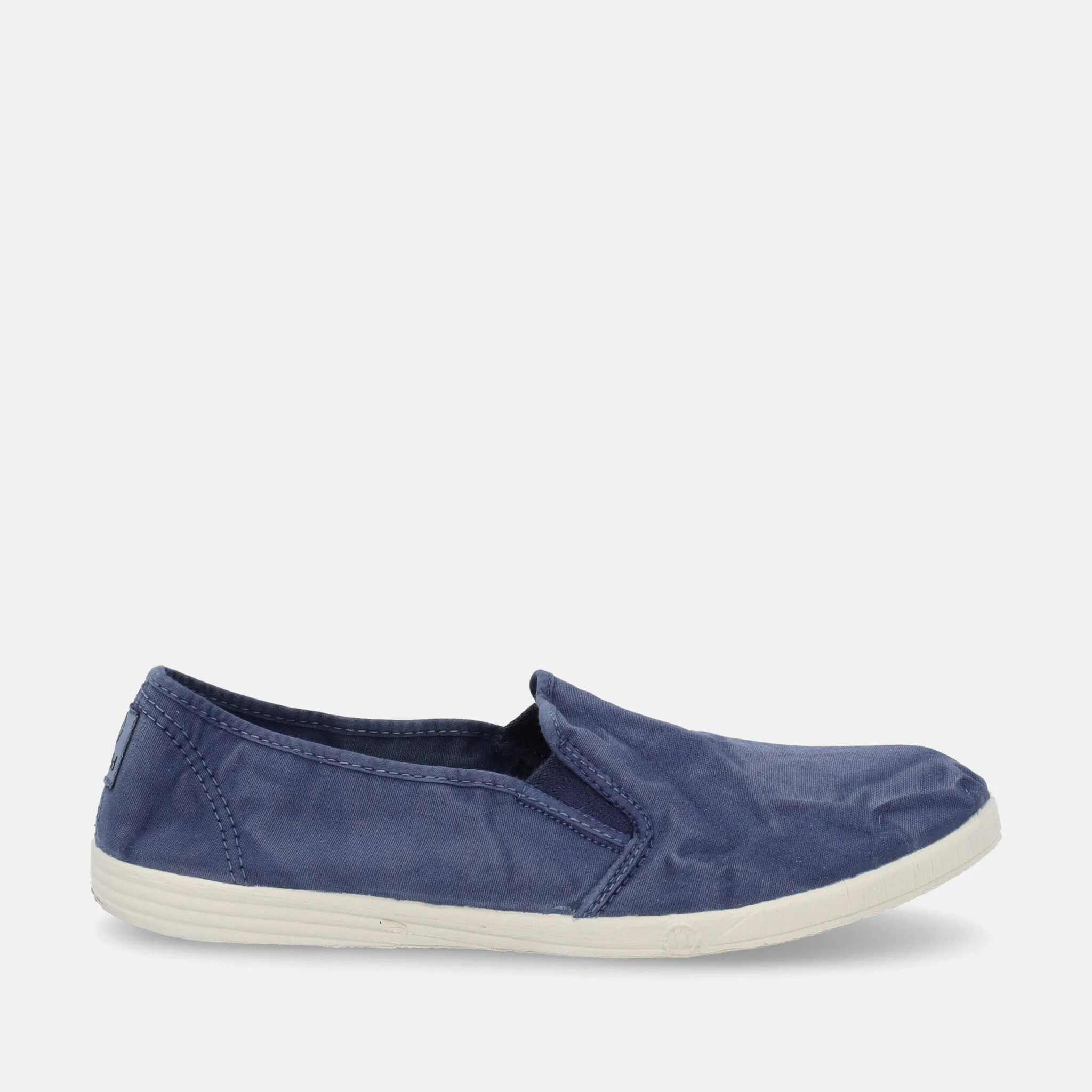 NATURAL WORLD SLIP-ON