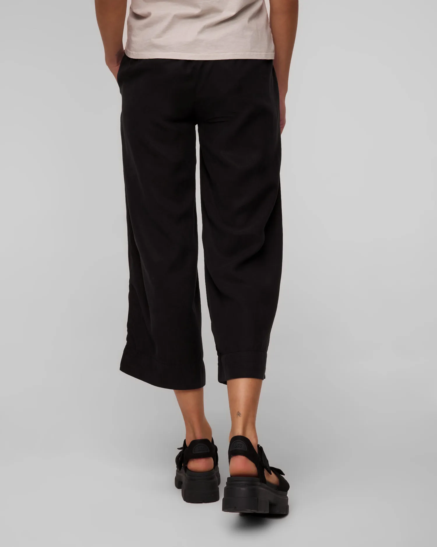 Pantaloni culotte neri da donna Deha A00666-10009