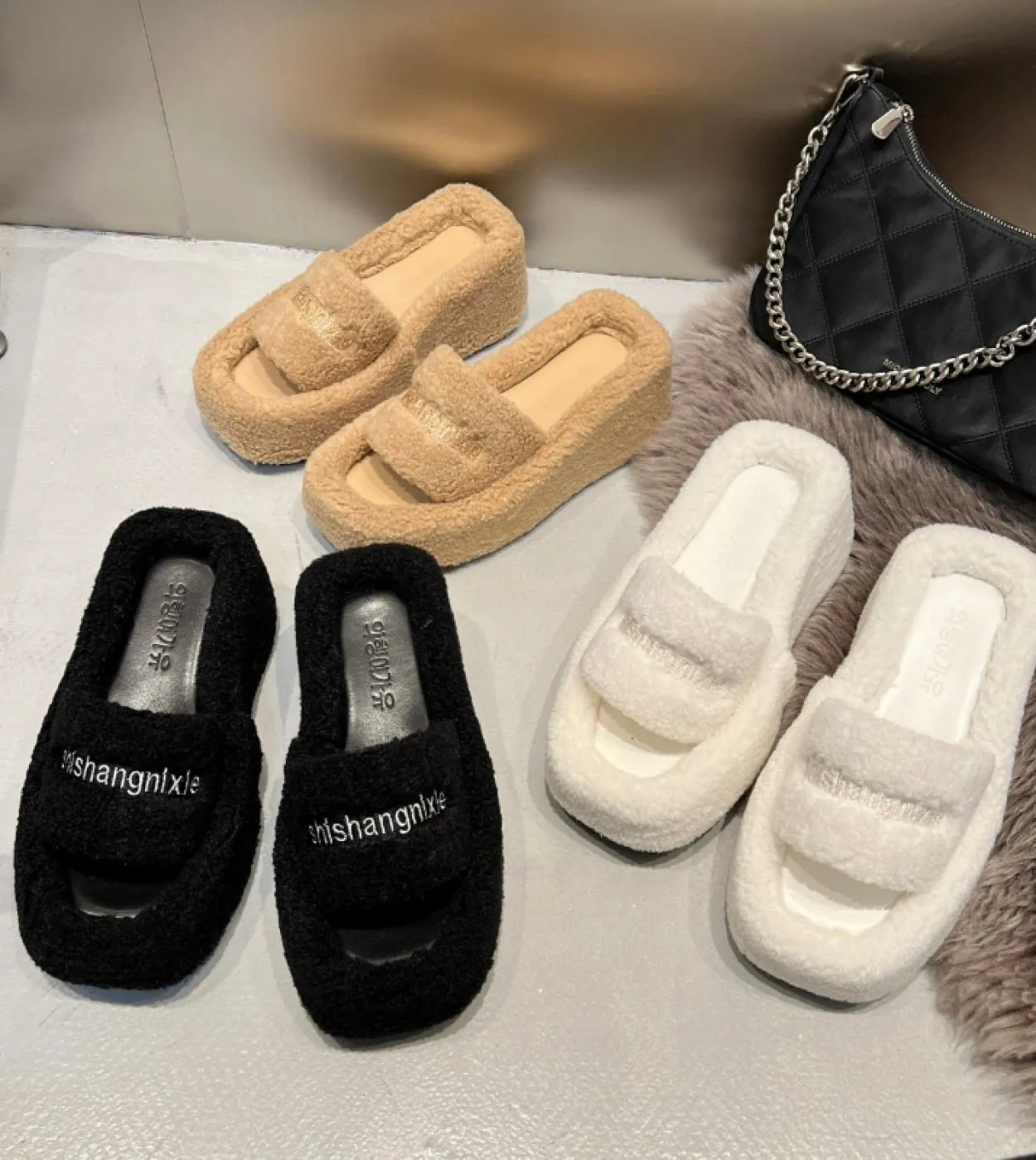 Pantofole da donna autunno inverno lettera pelle scamosciata pelliccia sintetica moda donna casa calore confortevole traspirante