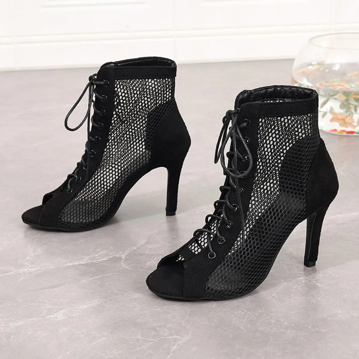 Sandali con tacco a rete scavato con fibbia per cintura Stivali stringati estivi con punta aperta da donna Stiletto Jazz Dance P