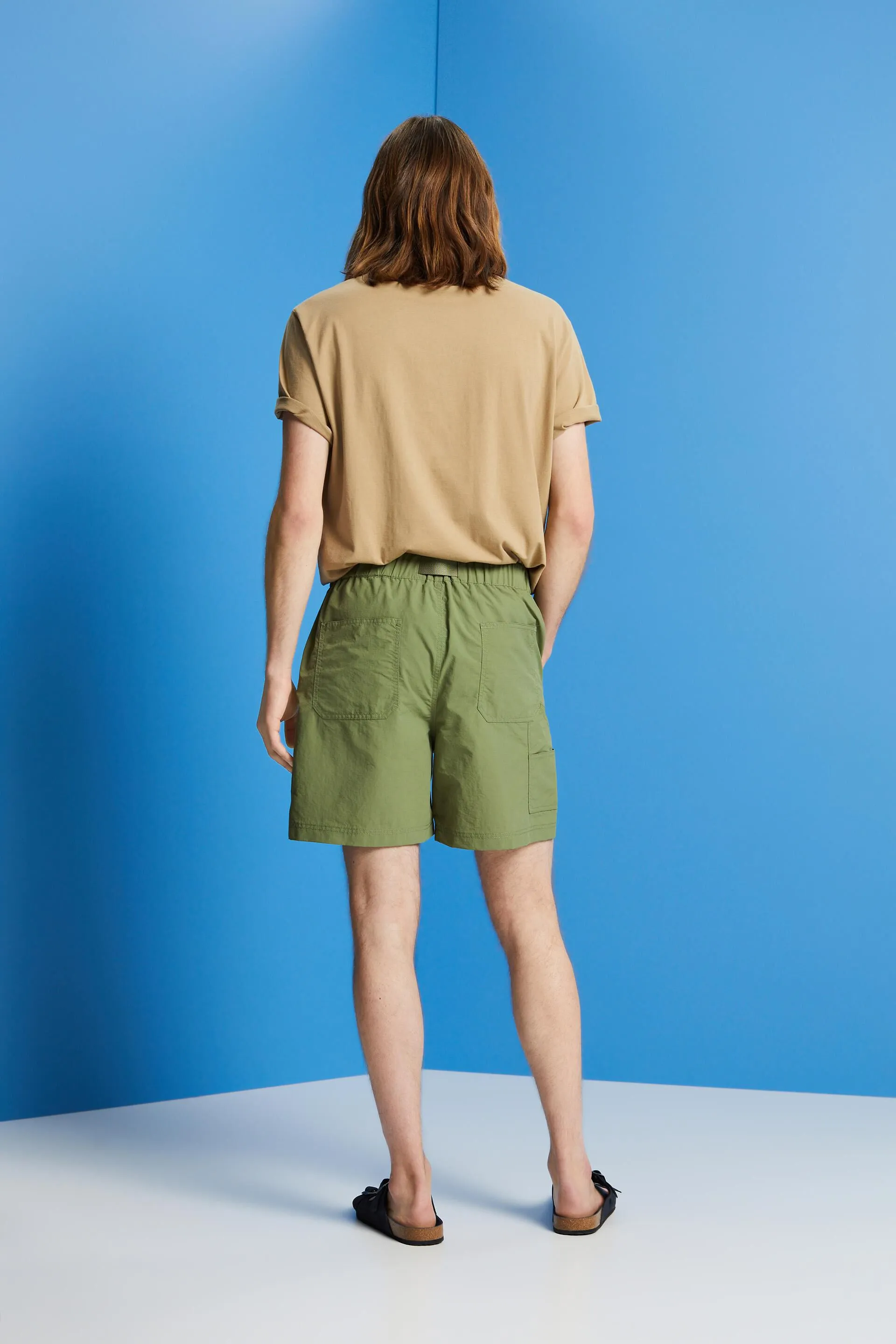 Shorts con cintura integrata