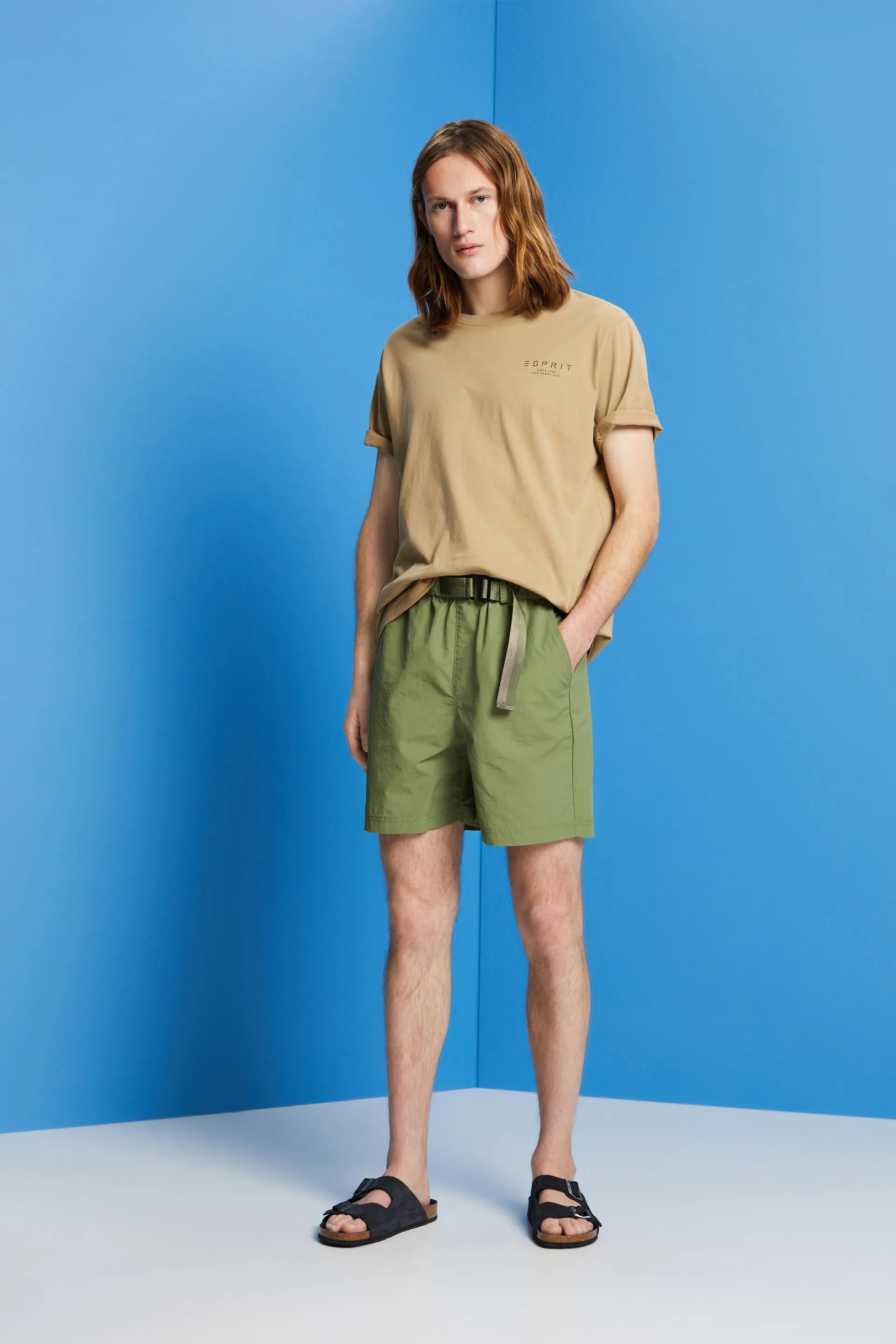 Shorts con cintura integrata