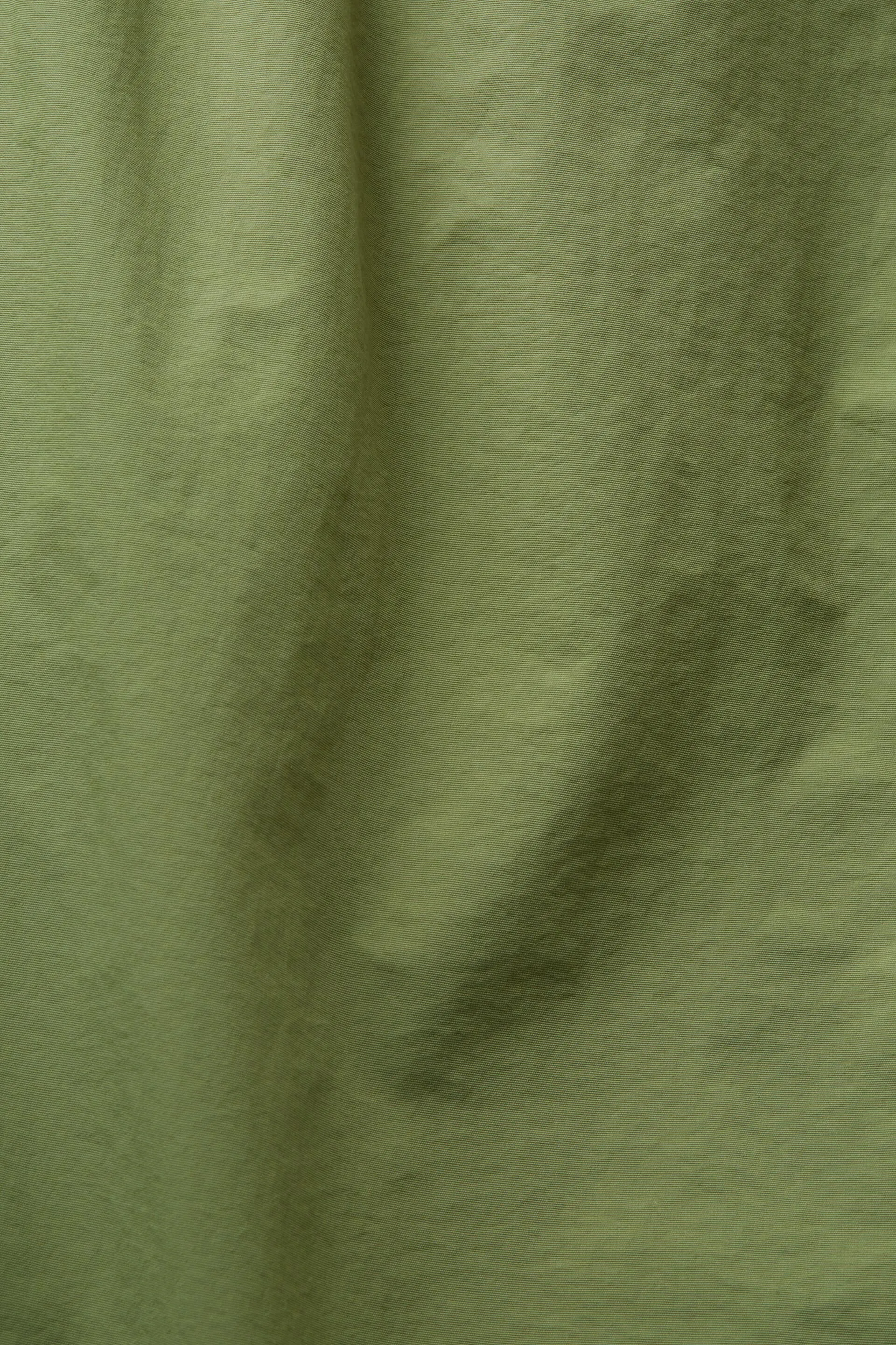 Shorts con cintura integrata