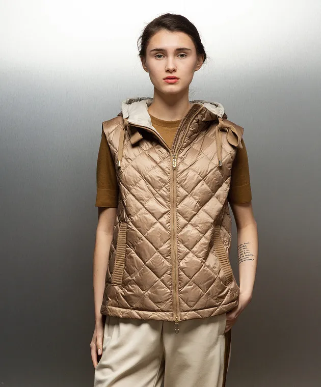Stilnology Gilet trapuntato marrone con logo metallico 63T831