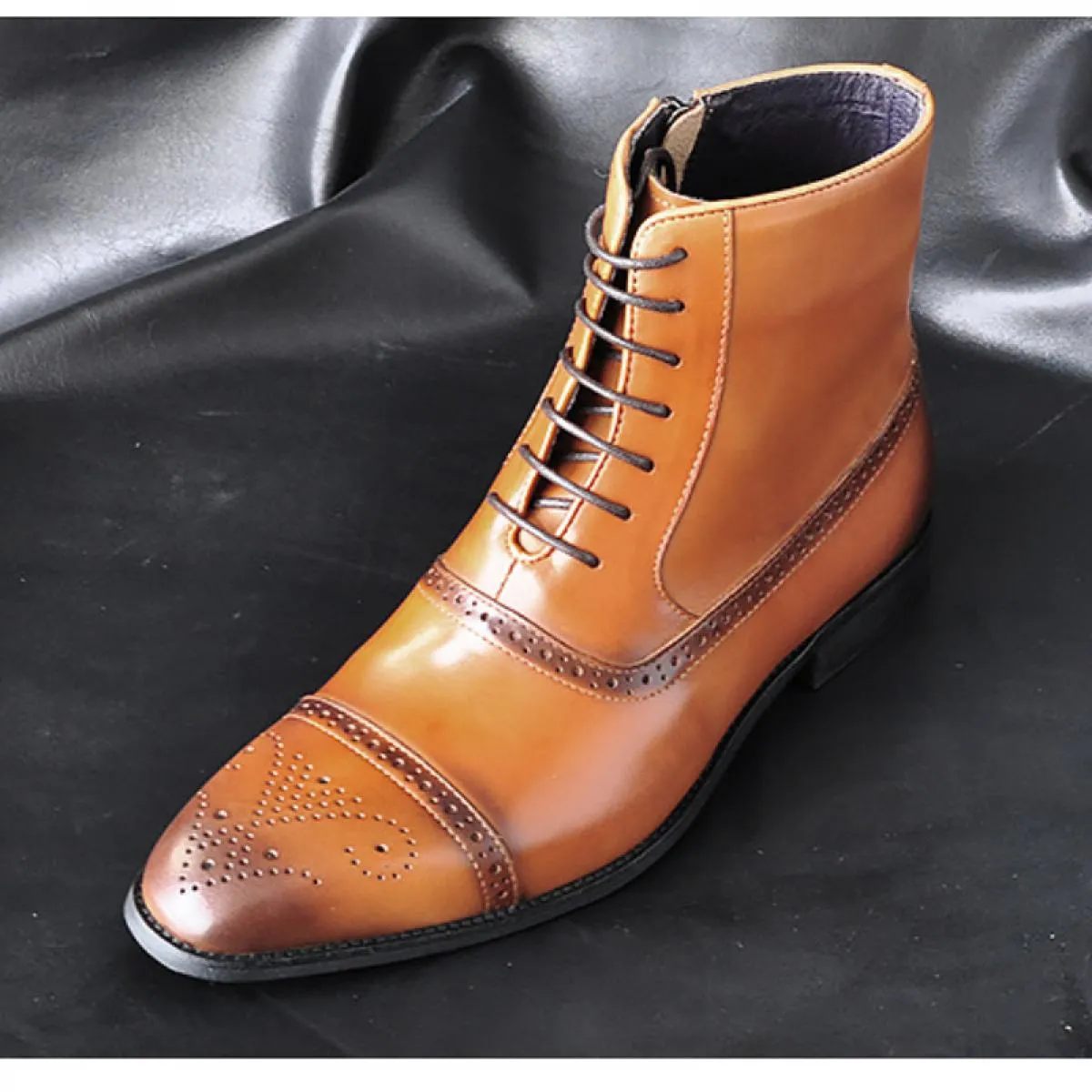 Stivali in pelle con cerniera laterale Scarpe alte stringate stile britannico primaverili da uomo Scarpe da trekking di grandi d