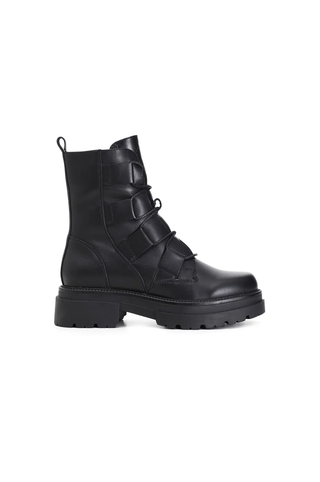 tronchetti modello biker allacciati in pelle