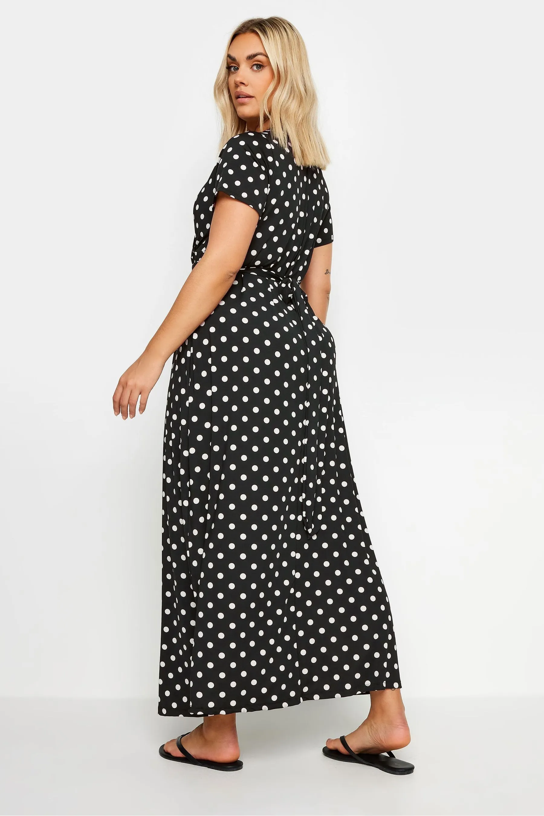 Yours Curve - Abito maxi a portafoglio a pois